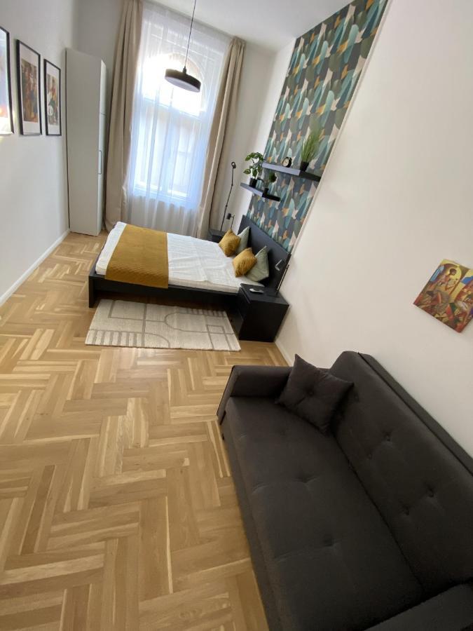 Birdie 3-Bdr Apartment بودابست المظهر الخارجي الصورة
